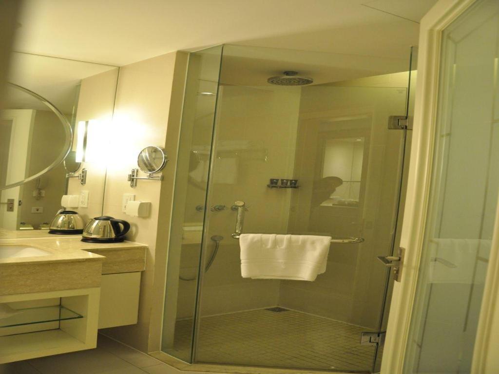 Hotel Jinjiang Metropolo Classiq Ymca People Square 4*