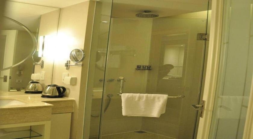 Hotel Jinjiang Metropolo Classiq Ymca People Square 4*