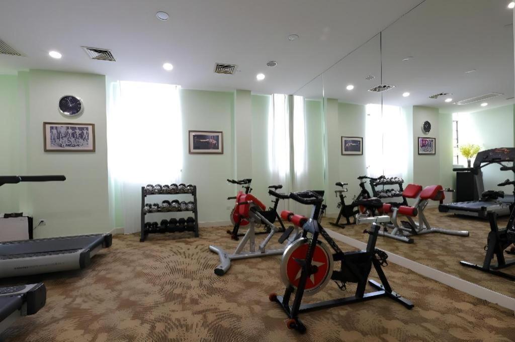 Hotel Jinjiang Metropolo Classiq Ymca People Square 4*