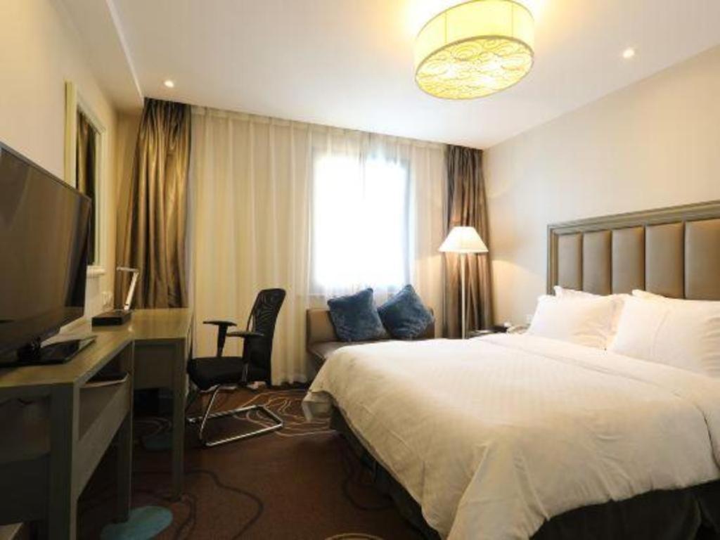 Hotel Jinjiang Metropolo Classiq Ymca People Square 4*
